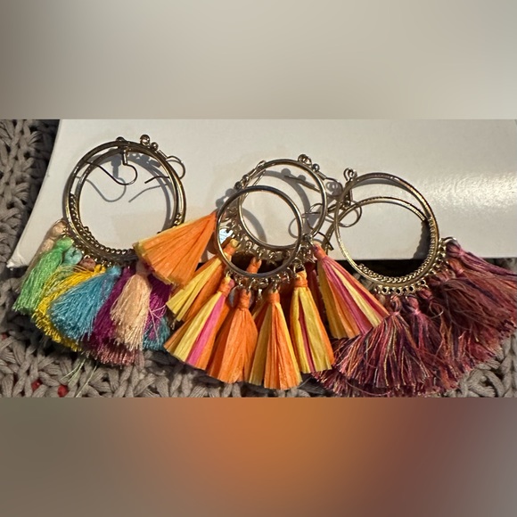 Jewelry - 3 pairs of fashion earrings